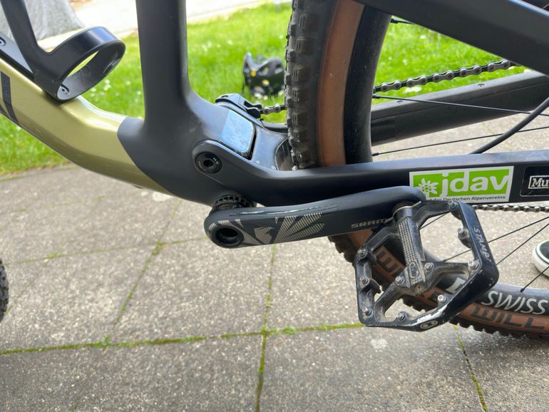 Used Canyon Neuron CF 9 SL 2024 2024 Mountainbike, Green, 27.5, 29 — image 7 of 10