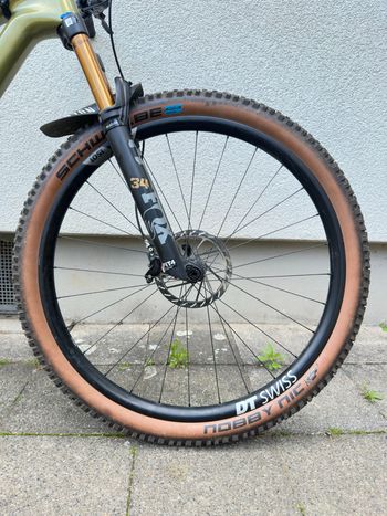 Used Canyon Neuron CF 9 SL 2024 2024 Mountainbike, Green, 27.5, 29 — image 3 of 10