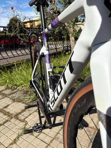Scott Addict Shimano GRX 2025 Road & Gravel d'occasion — image 4 sur 6