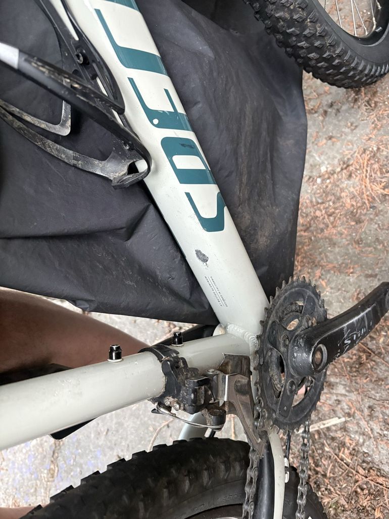 Used Specialized Rockhopper Sport 27.5 2023 2023 Mountainbike, Light Gray, 27.5 — image 12 of 14