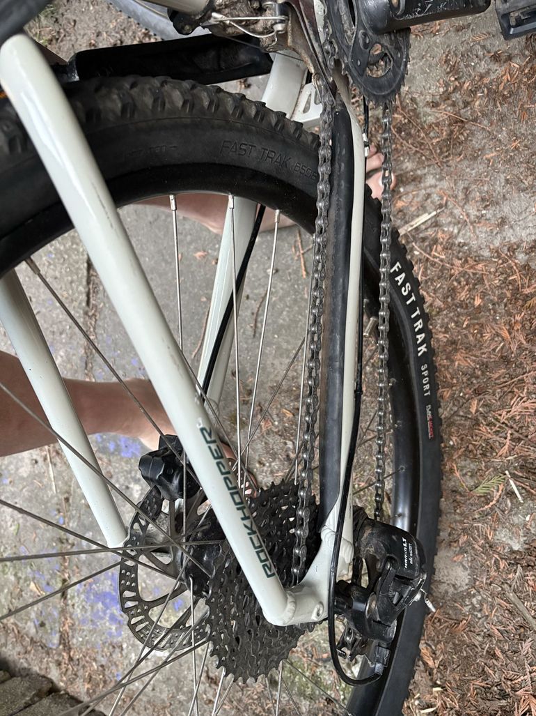 Used Specialized Rockhopper Sport 27.5 2023 2023 Mountainbike, Light Gray, 27.5 — image 14 of 14