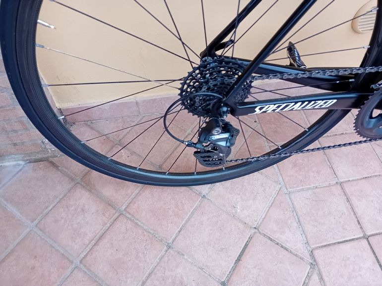 Used Specialized Tarmac SL4 Elite 2017 2017 Road & Gravel, Black — image 6 of 7