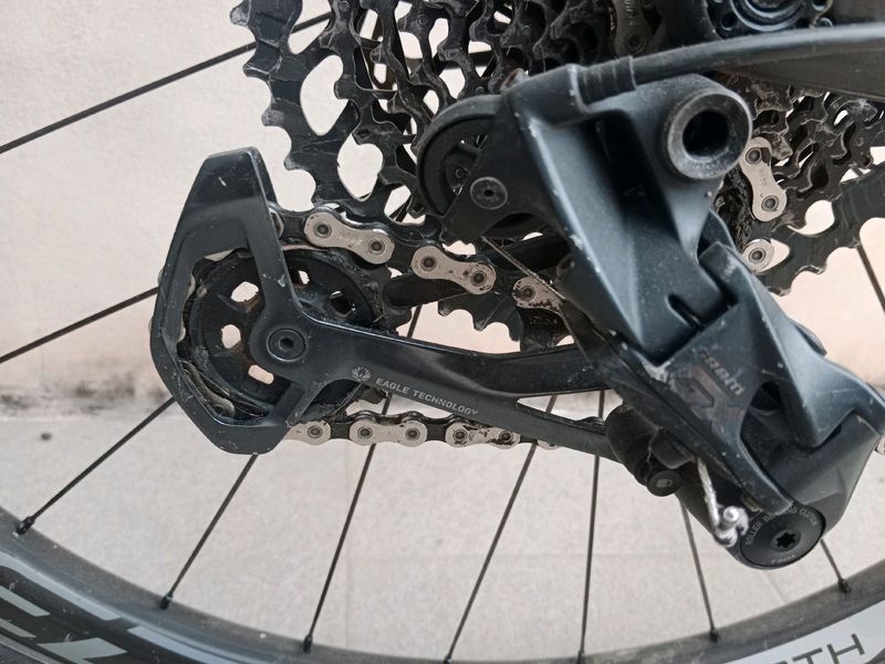 Used KTM Scarp SRAM GX Eagle 2021 Mountainbike, Black — image 8 of 8