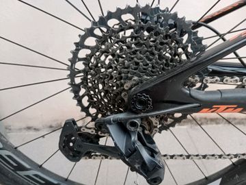 Used KTM Scarp SRAM GX Eagle 2021 Mountainbike, Black — image 6 of 8