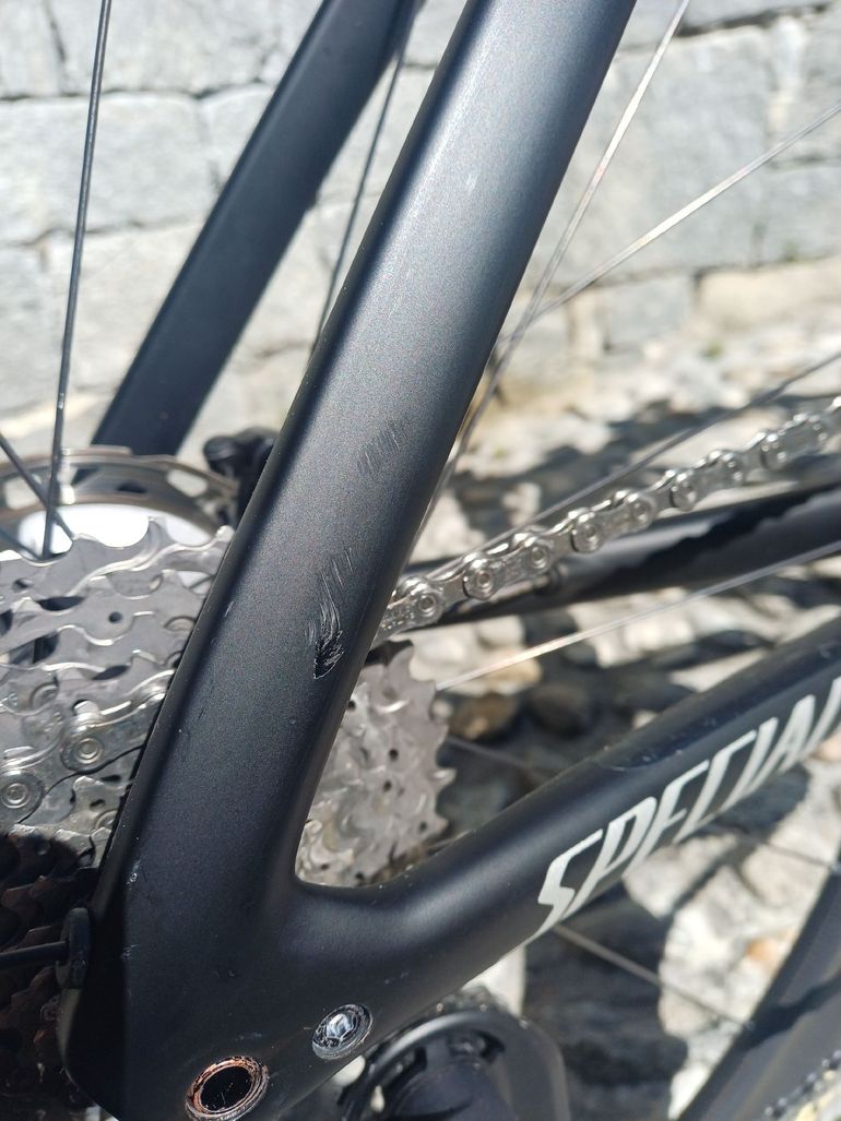 Used Specialized Tarmac SL7 Expert - Ultegra Di2 2022 2022 Road & Gravel, Red — image 6 of 14