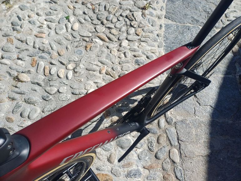 Used Specialized Tarmac SL7 Expert - Ultegra Di2 2022 2022 Road & Gravel, Red — image 12 of 14