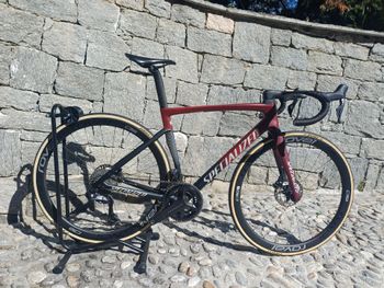 Used Specialized Tarmac SL7 Expert - Ultegra Di2 2022 2022 Road & Gravel, Red — image 1 of 14