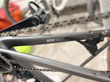 BMC Teammachine SLR02 DISC ONE 2020 Frameset 2020 Road & Gravel usato, Grigio chiaro — immagine 4 di 17