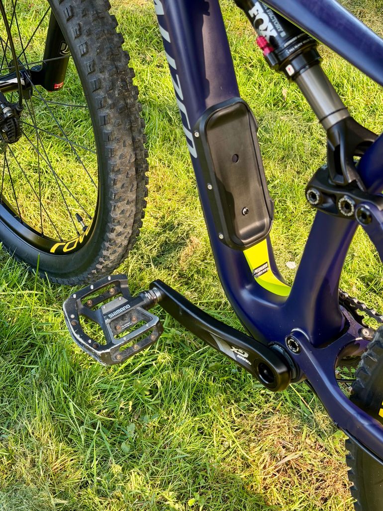 Used Specialized Rhyme Pro Carbon 6Fattie 2017 2017 Mountainbike — image 7 of 9