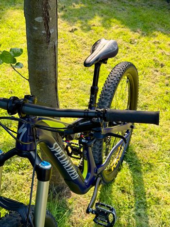 Used Specialized Rhyme Pro Carbon 6Fattie 2017 2017 Mountainbike — image 6 of 9