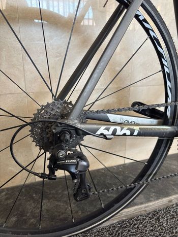 Used B Twin Triban Shimano 105 2021 Road & Gravel — image 7 of 11
