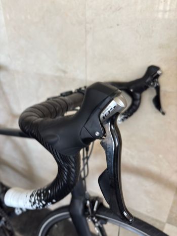 Used B Twin Triban Shimano 105 2021 Road & Gravel — image 10 of 11
