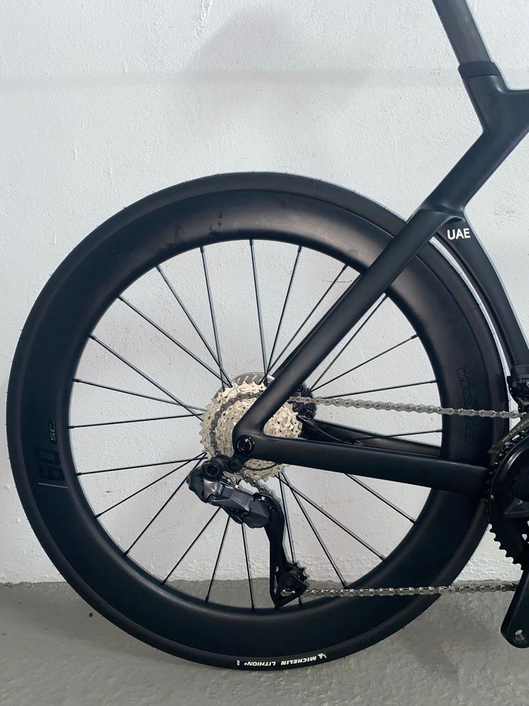 Used Airwolf Airwolf Custom Shimano Ultegra Di2 2026 Road & Gravel — image 4 of 10