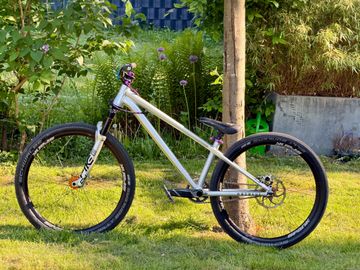 Tweedehands Commencal ABSOLUT RS 2021 2021 Mountainbike — afbeelding 4 van 17