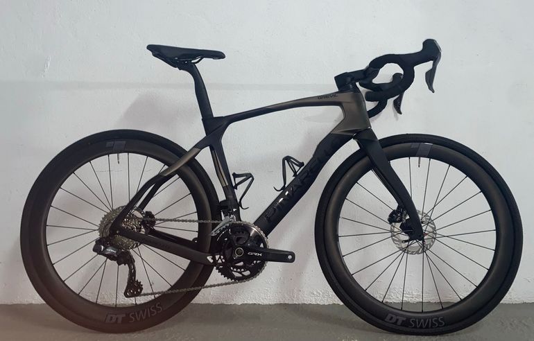 Used Airwolf Airwolf Custom Shimano GRX Di2 2024 Road & Gravel — image 1 of 7