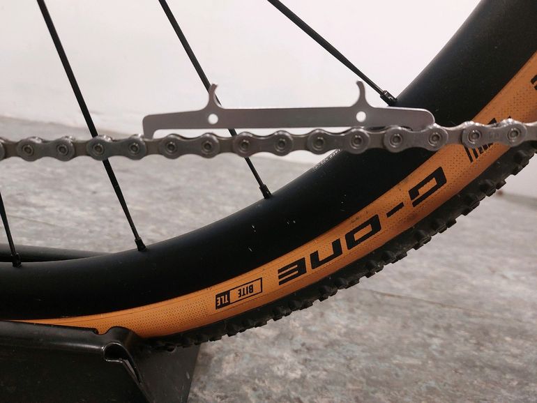 Used Canyon Grail AL 7.0 2020 2020 Road & Gravel, Light Gray — image 9 of 12