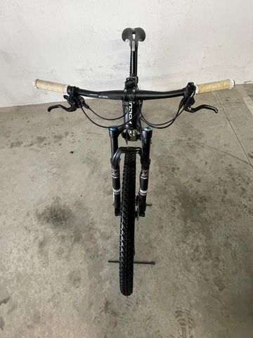 Gebrauchtes Focus Raven SRAM NX 2018 Mountainbike, Schwarz, 29 — Bild 6 von 8