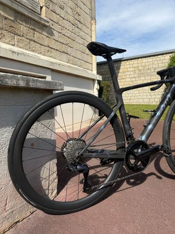 Gebrauchtes Scott Addict RC 10 2025 2025 Road & Gravel, Schwarz — Bild 3 von 7
