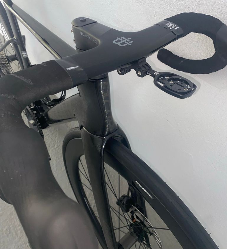Used Airwolf Airwolf Custom Shimano Ultegra Di2 2025 Road & Gravel, Black — image 6 of 12