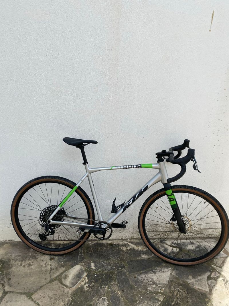 KTM X-STRADA 15 PRO 2025 2025 Road & Gravel de segunda mano, Blanco — imagen 1 de 6