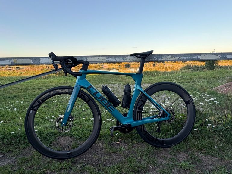 Used CUBE LITENING AERO C:68X SLT 2024 2024 Road & Gravel, Blue — image 6 of 6