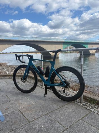 Used CUBE LITENING AERO C:68X SLT 2024 2024 Road & Gravel, Blue — image 3 of 6