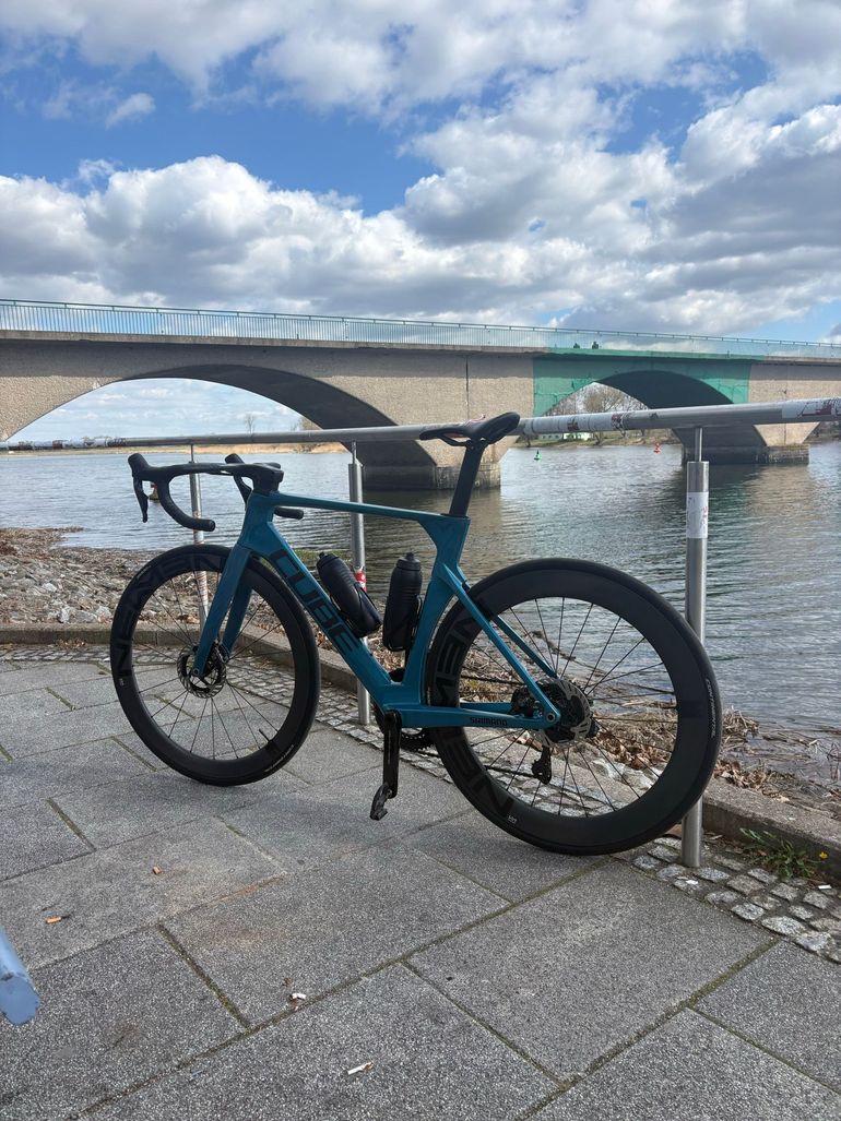 Used CUBE LITENING AERO C:68X SLT 2024 2024 Road & Gravel, Blue — image 3 of 6