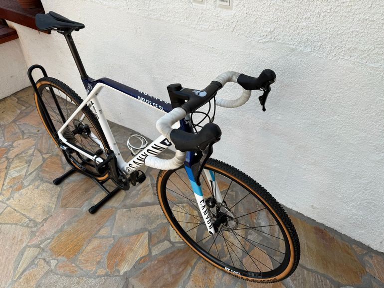 Used Canyon Inflite CF SL 7 2021 2021 Road & Gravel, White — image 45 of 48