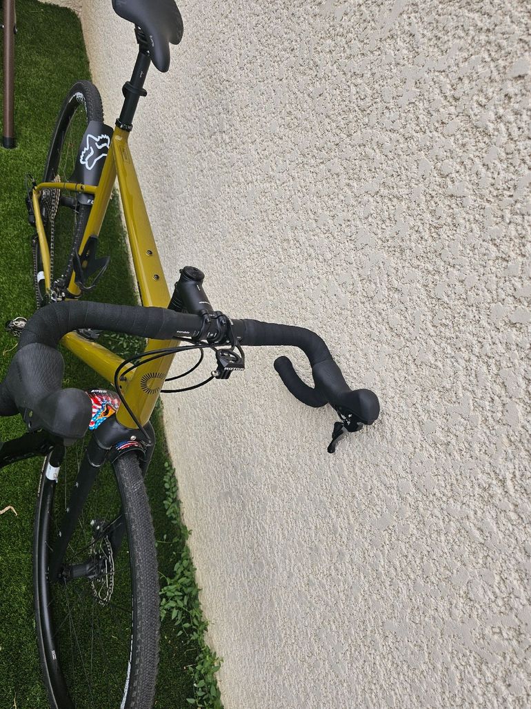 Used cannondale topstone Cannondale topstone Custom Shimano GRX 2020 Road & Gravel, Green — image 2 of 3