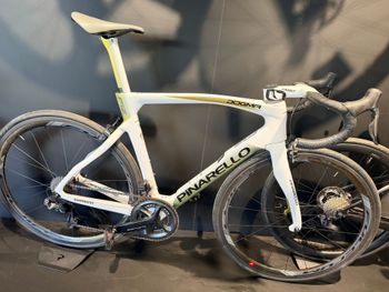 Pinarello, DOGMA F12 DURA ACE Di2 Rim 2022