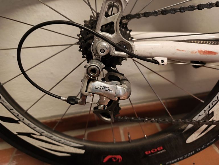 Used Isaac Aerotic Shimano Ultegra 2009 Road & Gravel, White — image 3 of 4