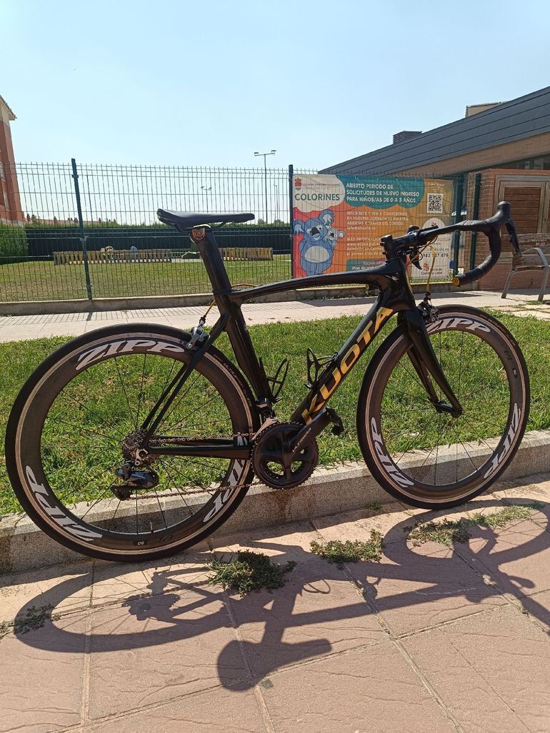 Used Kuota Kryon Shimano Ultegra Di2 2015 Road & Gravel, Black — image 13 of 15