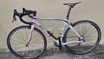 Used Bottecchia Custom Campagnolo Veloce 2018 Road & Gravel, White — image 2 of 6