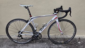 Used Bottecchia Custom Campagnolo Veloce 2018 Road & Gravel, White — image 1 of 6