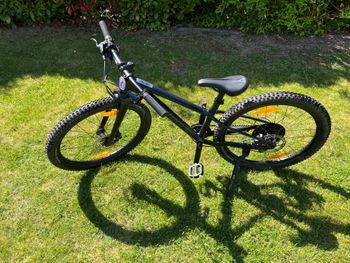 Used Specialized Riprock 24 2024 2024 Youth, Black — image 1 of 5