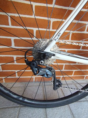 Used Cannondale SuperSix EVO Shimano Dura Ace 2016 Road & Gravel, White — image 4 of 6