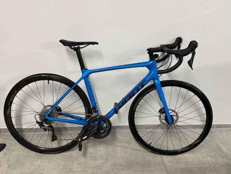 Used Giant TCR Advanced 1 Disc Pro Compact 2020 2020 Road & Gravel, Blue — image 1 of 4