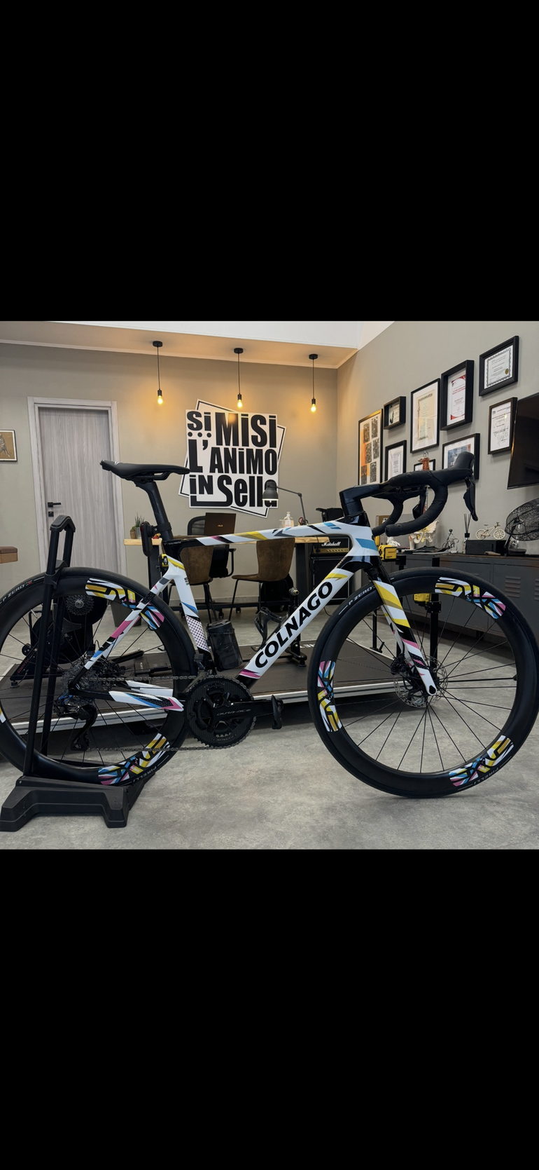 Gebrauchtes Colnago V4RS Shimano Dura Ace Di2 2025 Road & Gravel, Weiß — Bild 2 von 8