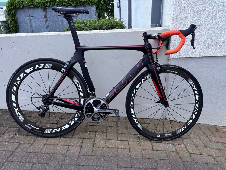 Used Fuji Transonic Shimano Dura Ace 2015 Road & Gravel, Black — image 1 of 5