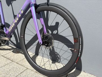 Brugt Giant Defy Advanced SL 0 2024 2024 Road & Gravel — billede 2 af 11