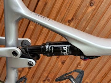Used Cannondale Scalpel Shimano Deore XT 2023 Mountainbike, Light Gray — image 5 of 10