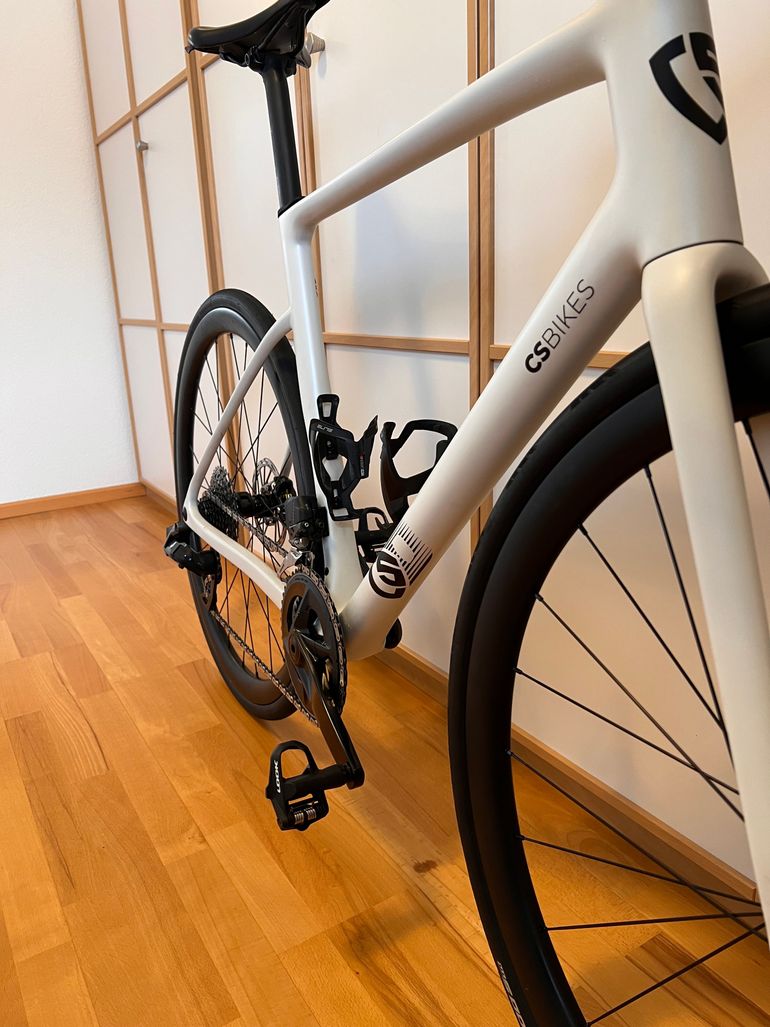 Used CS Bikes D14 Endurance 2025 Road & Gravel, White — image 4 of 6
