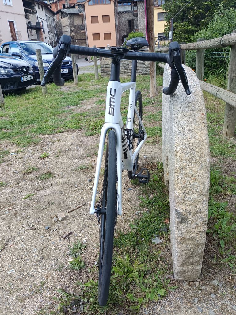 Used BMC TEAMMACHINE SLR 2026 Road & Gravel, White — image 2 of 3