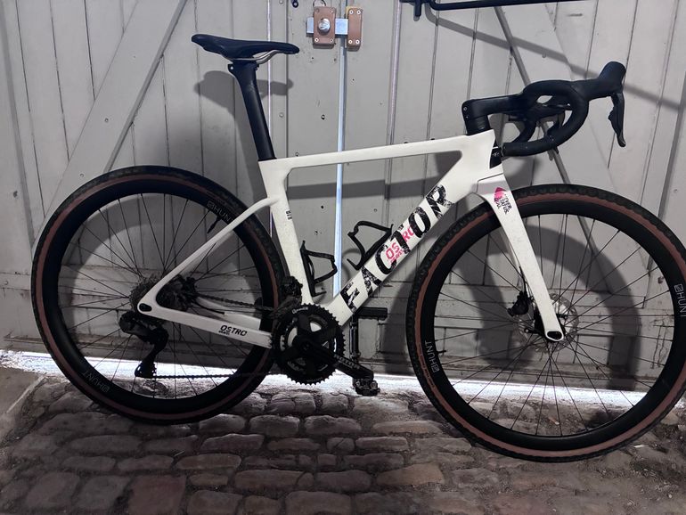 Factor OSTRO VAM SRAM Force eTap AXS w/ Power Meter 2023