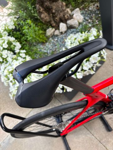 Gebrauchtes BMC Teammachine R 01 FIVE 2027 2027 Road & Gravel, Rot — Bild 5 von 7