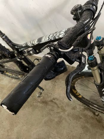 Used Scott Genius SRAM GX Eagle AXS 2017 Mountainbike, Black, 29 — image 8 of 12