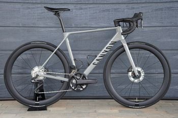Canyon, Ultimate CF SL 8 Disc Di2 2023
