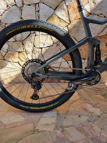 Used Scott Spark 910 2021 2021 Mountainbike, Light Gray, 29 — image 3 of 5