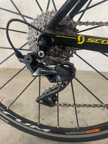 Used Scott Foil Shimano Ultegra 2017 Road & Gravel, Black — image 3 of 5