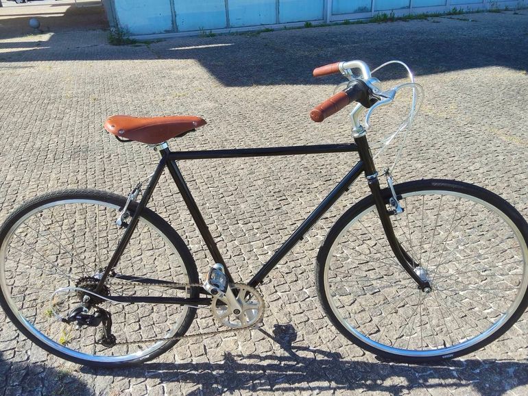 Used Capri Capri Custom 2024 Urban — image 7 of 21